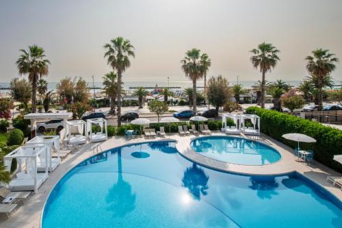 International Hotel & Suite - In prima fila sul lungomare