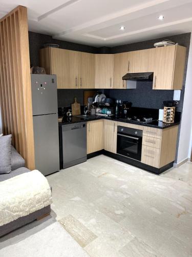 Appartement de luxe vue sur mer in Sidi El Haj Bou Derbala