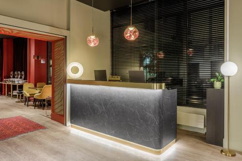 Lobby, Marmont Hotel near Musée International de la Réforme