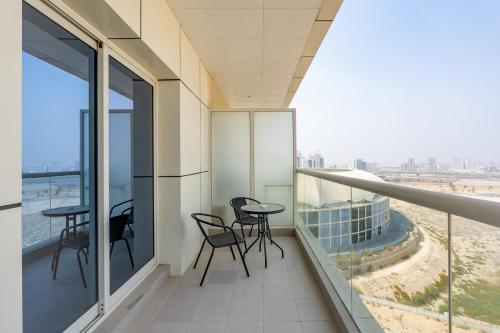 Modern Studio Near Dubai's Top Golf Courses, Дубай (фото 5)