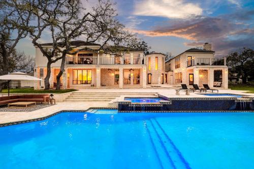 Majestic Oak - Luxury Stay in Dominion, Vereinigte Staaten von Amerika