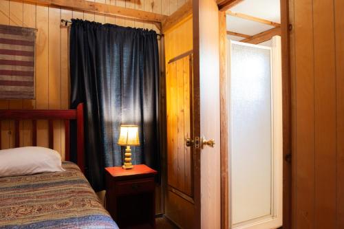 Lakeview Cedar Cabin - Uncle Sams Cabin - 3 in Mead, USA