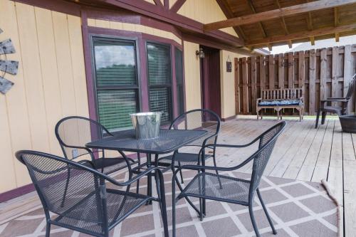 Facilities, Lakefront Cottage - 25 in Calera (OK)
