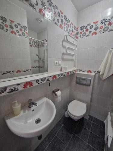 2 twin beds