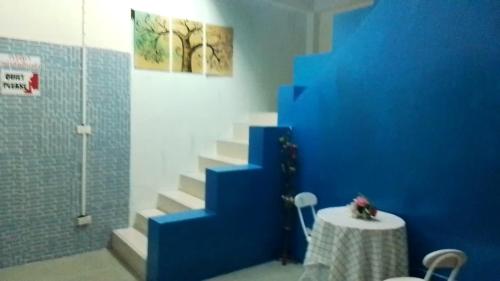 Riversides in Haadson Beach