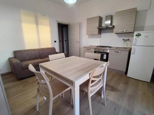 트레스누라게스 Delfini Apartment 4성급 게스트하우스 로비