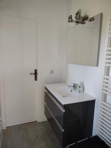 Villa avec piscine entre Marseille et Cassis, Marsylia (zdjęcie 3)