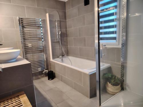 Villa avec piscine entre Marseille et Cassis, Marsylia (zdjęcie 9)