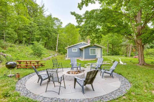 Suttons Bay Abode with Fire Pit, Near Ski Resorts! in Suttons Bay, USA