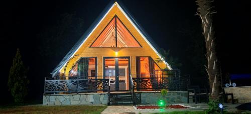 Emin Dom Mionica in Popadić