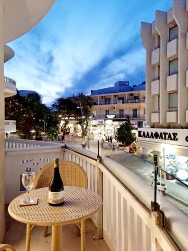 Golden City Center Suites 3