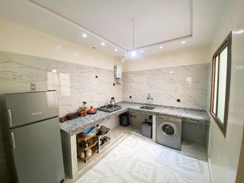 Budget Studio in Prime Central Ideal for Travelers in 나자