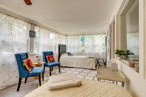 Powers Lake Home with Patio - 9 Mi to Lake Geneva! in Powers Lake, USA
