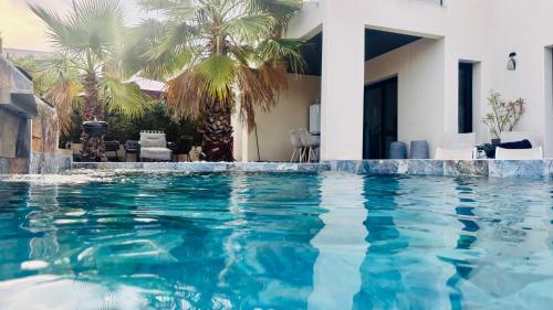 Luxury Villa Pool ,AC ,Tropical Garden ,South of France - Location, gîte - Juvignac