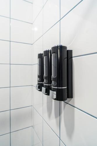 Twin Room with Private Bathroom image 4
