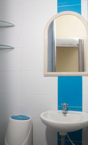 Quadruple Room image 1