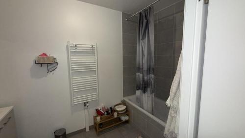 Appartement familial - Location saisonnière - Drancy