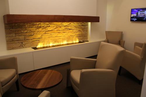 Skupni salon/TV območje, Hotel Rochat in Basel