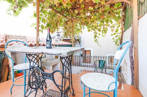 Vine Terrace, Lisbon