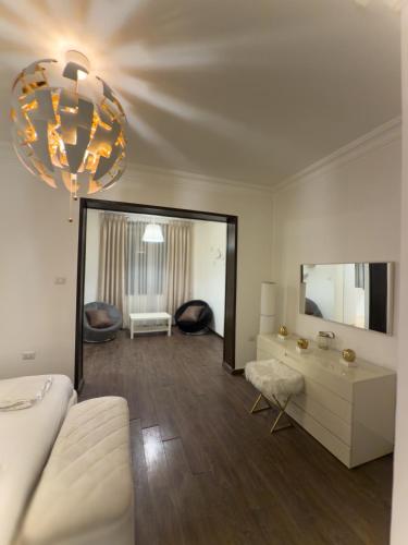 amazing rooftop-3BED at abdoun 701 - image 6