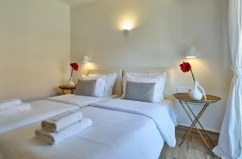 2 twin beds