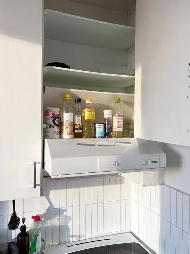 Le petit Sommelier - 1 Bedroom, Near metro, Garden view, Helsinki (photo 10)