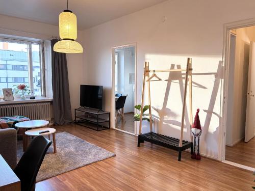 Le petit Sommelier - 1 Bedroom, Near metro, Garden view, Helsinki (photo 7)