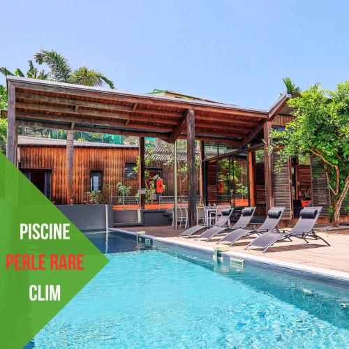 Villa Nou Cinq vue jungle piscine et mer à 5 min - Location, gîte - Le Gosier