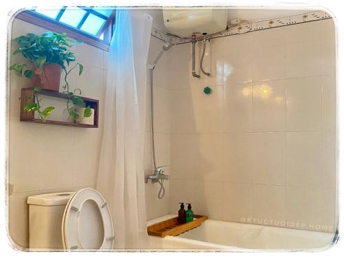 room detail thumbnail 2