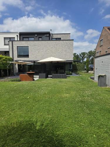 Tomorrowland Crib in de buurt van Boom gîte à louer Groenenhoek