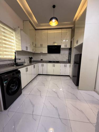 Four-Bedroom House image 10