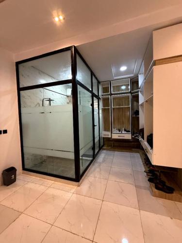 Four-Bedroom House image 7