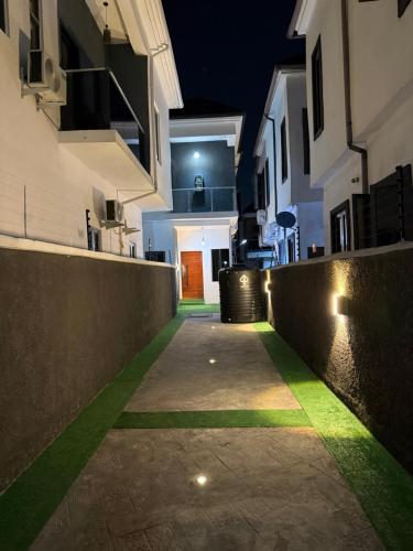 Four-Bedroom House image 2