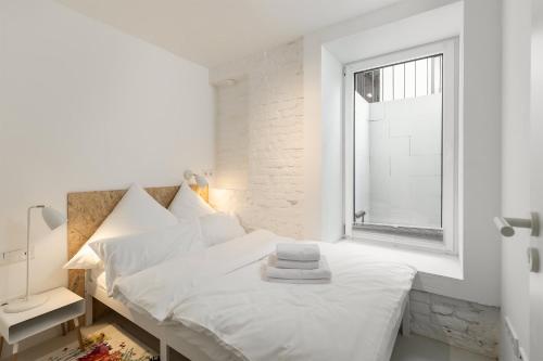 COOLEST Apartment in Berlin, easy Check-in, close to center, Youngster Maisonette #7, Berlin (photo 6)