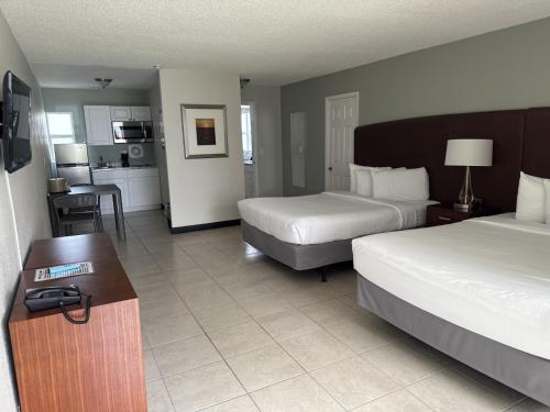 Clearwater Beach Hotel Suites