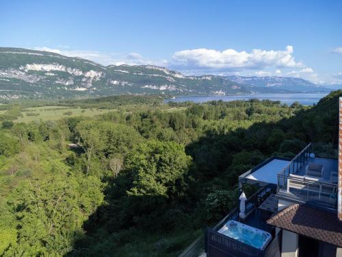 Cabana & Terrasse du Bourget - Jacuzzi in Chanaz