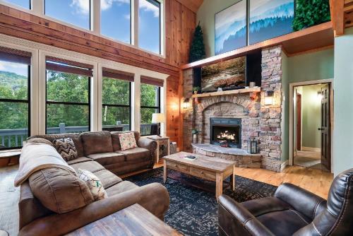Smoky Summit Paradise