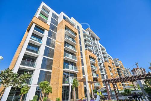 Modern Cozy 1BR Retreat Azizi Riviera Dubai, Dubai (photo 3)