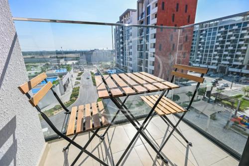 Modern Cozy 1BR Retreat Azizi Riviera Dubai, Dubai (photo 5)