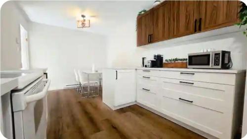 Boho Style Apartment in Villeray-Saint-Michel-Parc-Extension