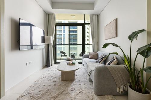 Luxury Penthouse - Scenic View - Near Burj Khalifa, Dubai