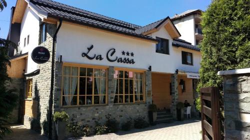 Pensiune Restaurant La Cassa - Vişeu de Sus