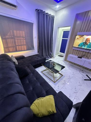 1Bedroom flat at Magnanimous Apartments Ogudu 15 mins to the airport