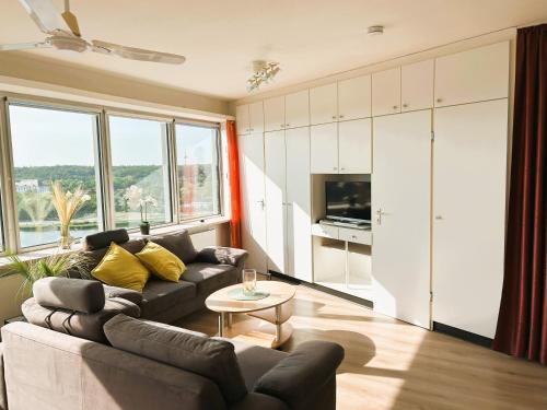 Ferienwohnung Wikinger Nest 13 10 im Wikingturm in Schleswig, Deutschland