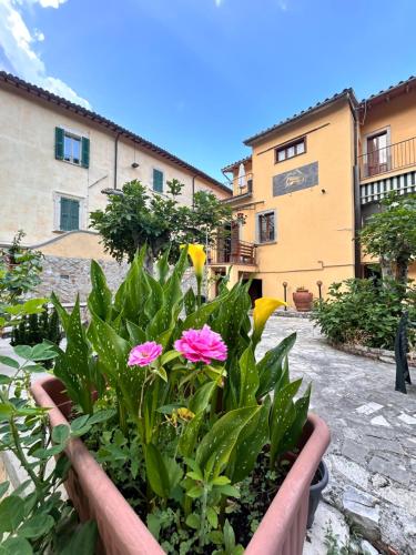 Residence il giardino sul fiume Nera - Borgo Cerreto
