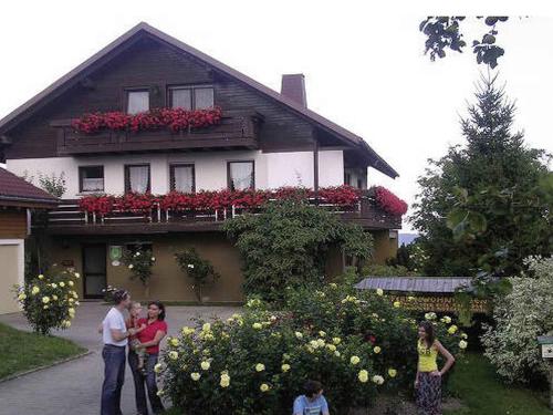 Ferienwohnungen Tröndle im Rosendorf