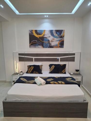 One-Bedroom Apartment image 10