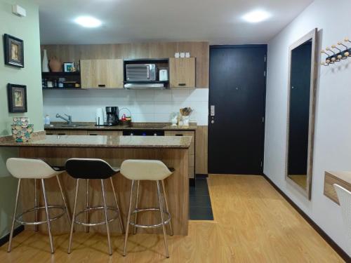ห้องครัว, Like a Home - 2Bedrooms - QueenBed - Balcony - Parking - 7Th FLOOR in เอลคีรอน