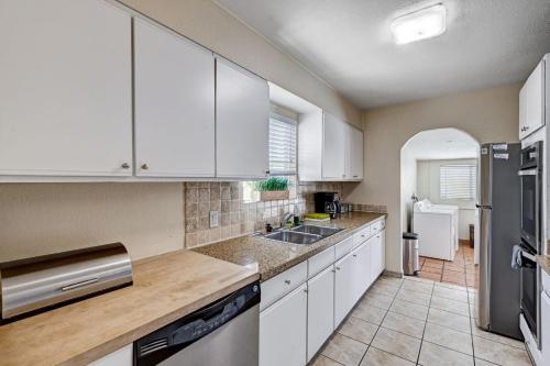 3 Bedrooms house in Marvelous Las Vegas, Las Vegas (photo 9)