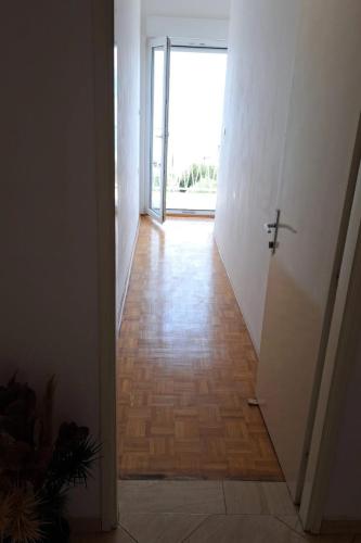 One-Bedroom Apartment with Balcony and Sea View image 6